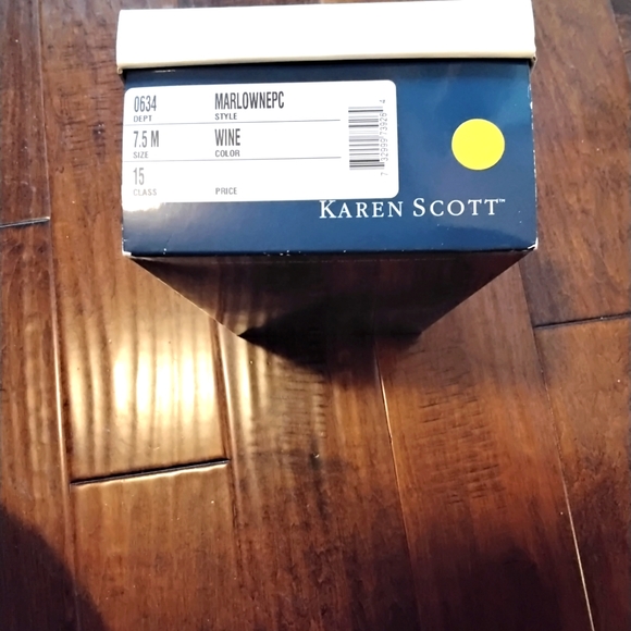 KAREN SCOTT Pumps | Leather ▪︎ Wine color - Picture 9 of 9